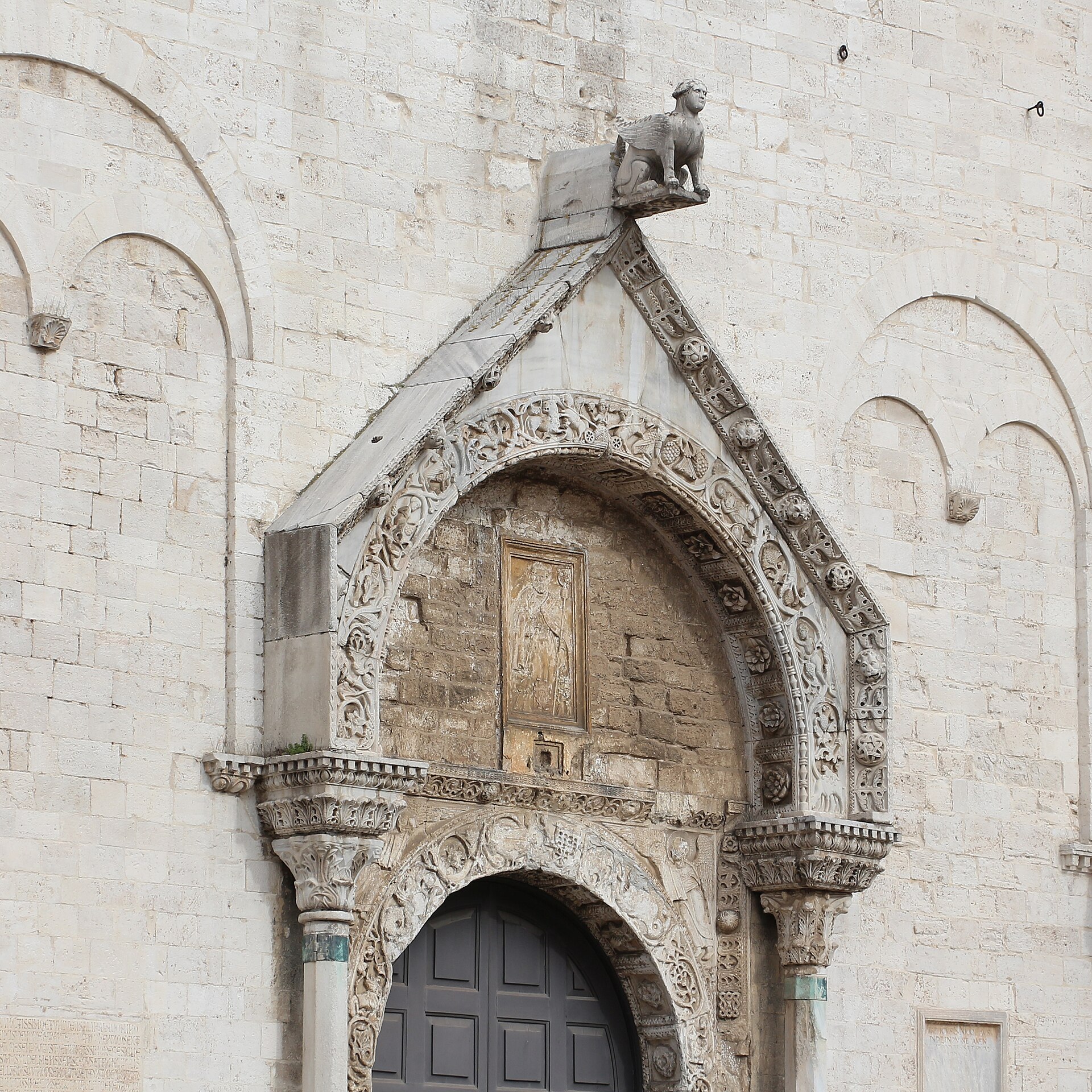 Basilica di San Nicola in Bari overlooking the Adriatic